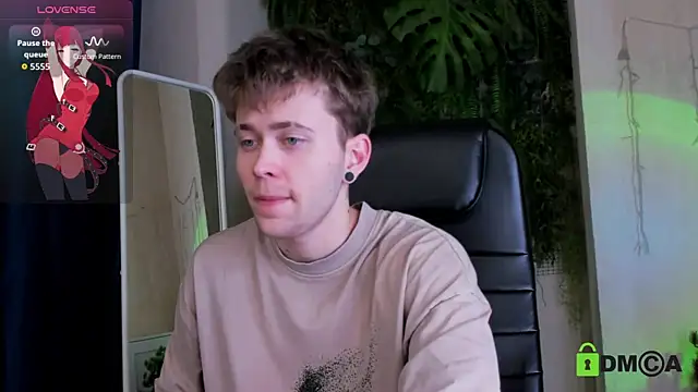 Tomas Norton online show from March 10, 2:44 pm