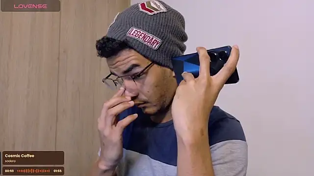 Snapshot of Pikashu7u7 chatting on February 19, 4:41 am Pikashu7u7 online show from February 19, 4:41 am