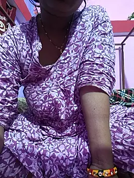 Snapshot of Simmisingh99 chatting on January 9, 9:38 pm Simmisingh99 online show from January 9, 9:38 pm