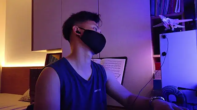 OnlyHand9x online show from June 11, 4:38 pm
