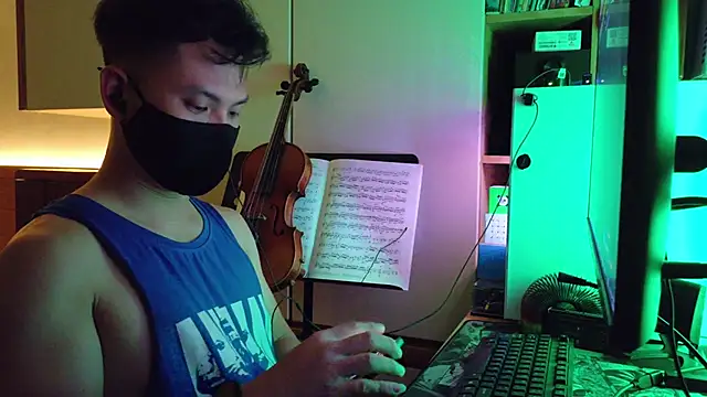OnlyHand9x online show from June 15, 4:42 pm