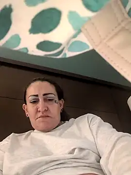 hellyeayea6969 online show from August 9, 4:34 pm