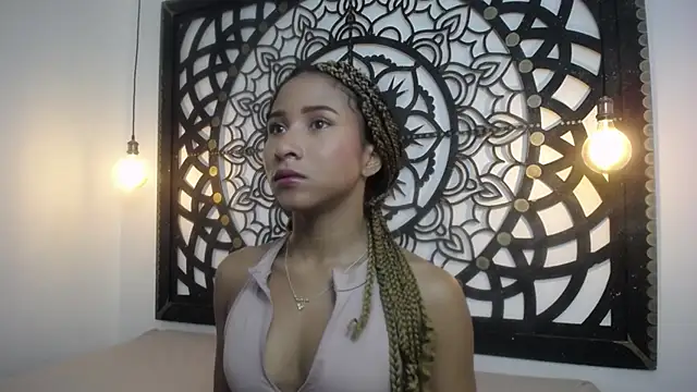 salome willianss online show from January 13, 2:33 pm