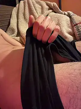 dario2222 online show from May 2, 11:54 pm