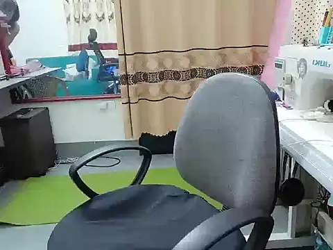 Heni6368 online show from February 5, 2:00 pm