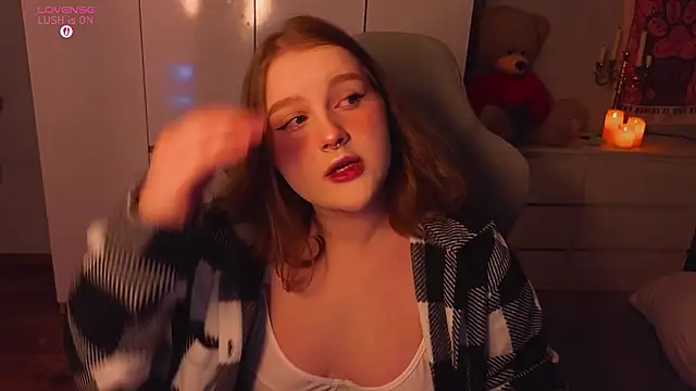 Snapshot of Ol1via chatting on March 4, 1:22 am Ol1via online show from March 4, 1:22 am