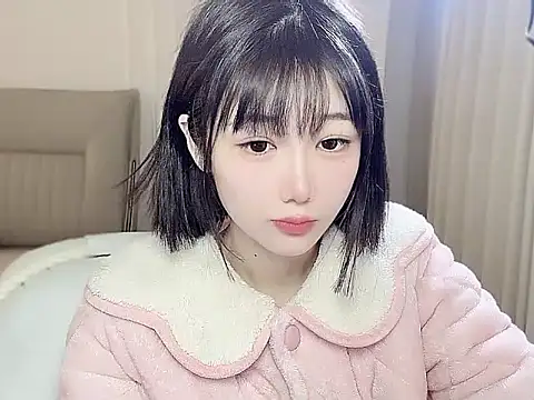 Snapshot of Ccc7- chatting on January 7, 10:29 am Ccc7- online show from January 7, 10:29 am