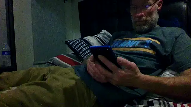 Snapshot of tittycum3636 chatting on February 15, 1:35 am tittycum3636 online show from February 15, 1:35 am