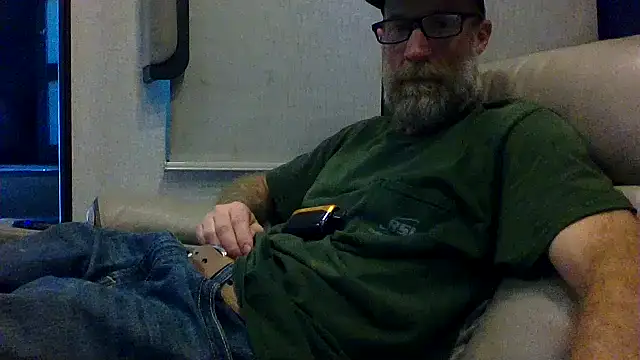 Snapshot of tittycum3636 chatting on March 13, 8:15 pm tittycum3636 online show from March 13, 8:15 pm