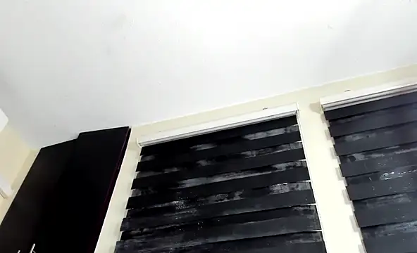 vanesadimaria online show from March 19, 8:00 pm