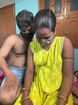Snapshot of A-POOJA_RANI chatting on April 4, 3:49 am A-POOJA RANI online show from April 4, 3:49 am