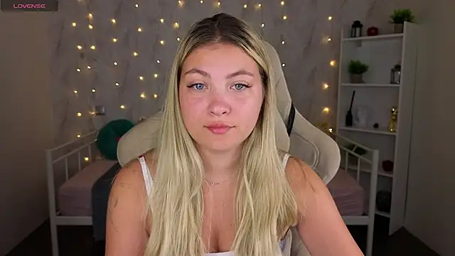 Angel  Grace online show from July 9, 12:04 am