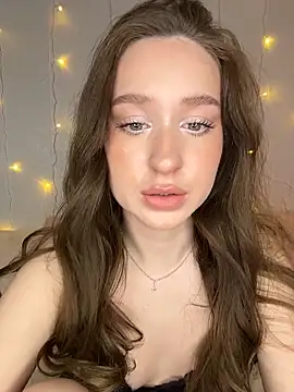 cuteeyesbaby online show from February 3, 2:53 am