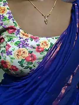 Snapshot of tamil-Diya90 chatting on May 8, 3:28 pm tamil-Diya90 online show from May 8, 3:28 pm