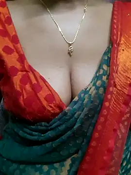 Snapshot of tamil-Diya90 chatting on July 18, 7:56 am tamil-Diya90 online show from July 18, 7:56 am