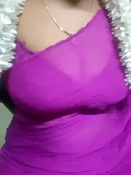 Snapshot of tamil-Diya90 chatting on July 30, 6:07 pm tamil-Diya90 online show from July 30, 6:07 pm