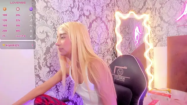 Snapshot of IRINA_TAY1 chatting on March 2, 7:15 am IRINA TAY1 online show from March 2, 7:15 am