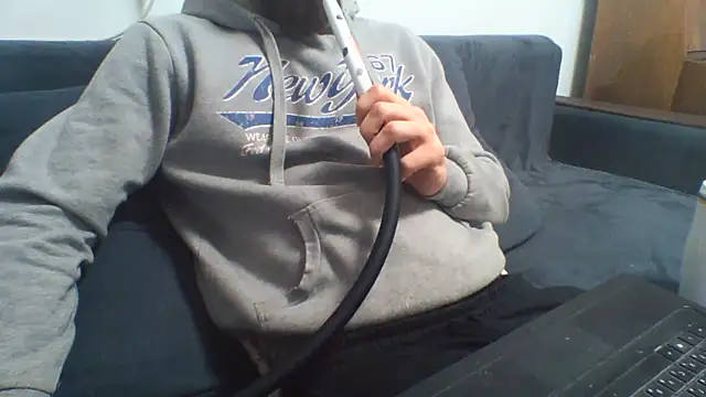 Snapshot of KaelNox chatting on May 3, 2:56 pm KaelNox online show from May 3, 2:56 pm