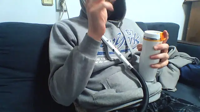 Snapshot of KaelNox chatting on May 6, 7:19 pm KaelNox online show from May 6, 7:19 pm