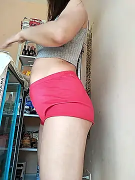 Lara queenxxx online show from January 18, 6:23 pm