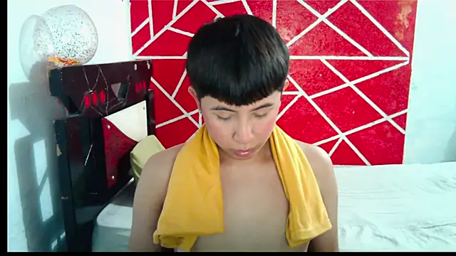 Snapshot of DIDIER_777 chatting on February 5, 8:35 pm DIDIER 777 online show from February 5, 8:35 pm