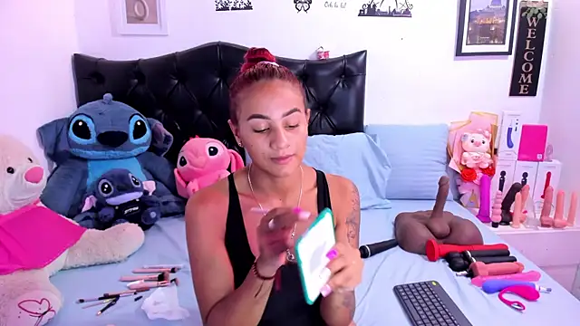 ValeryPettry 11 online show from August 4, 12:25 am