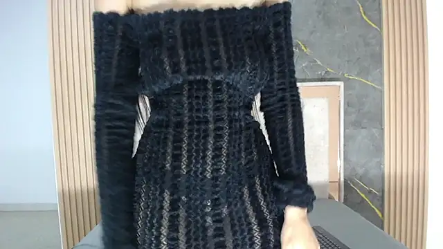 nina wood11 online show from January 12, 12:05 am