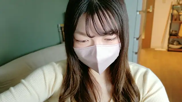   Yui  online show from February 20, 7:21 am