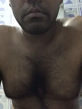 Snapshot of Lucky___05 chatting on May 27, 5:43 pm Lucky 05 online show from May 27, 5:43 pm