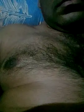 Snapshot of Lucky___05 chatting on June 25, 5:39 pm Lucky 05 online show from June 25, 5:39 pm