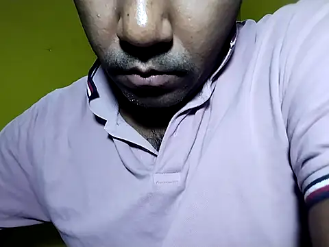 Snapshot of Lucky___05 chatting on July 3, 4:52 am Lucky 05 online show from July 3, 4:52 am