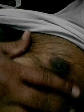 Snapshot of Lucky___05 chatting on July 18, 5:50 pm Lucky 05 online show from July 18, 5:50 pm