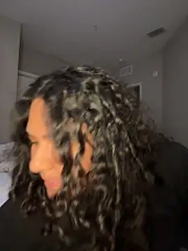 Snapshot of Angeliccreamyrican chatting on March 6, 12:40 am Angeliccreamyrican online show from March 6, 12:40 am