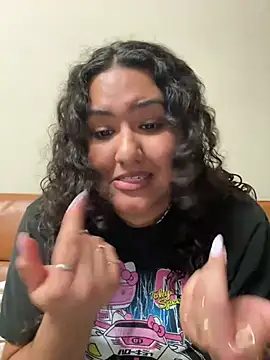 Snapshot of Angeliccreamyrican chatting on March 15, 6:52 am Angeliccreamyrican online show from March 15, 6:52 am