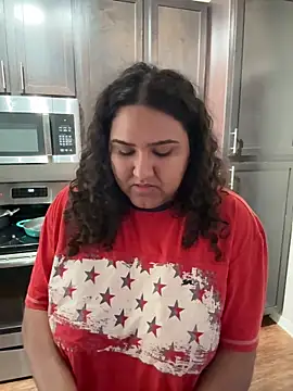 Snapshot of Angeliccreamyrican chatting on March 16, 12:27 am Angeliccreamyrican online show from March 16, 12:27 am