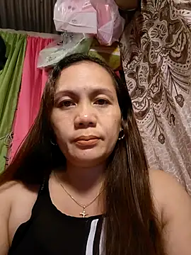 prettymomma24xx online show from February 10, 8:24 pm