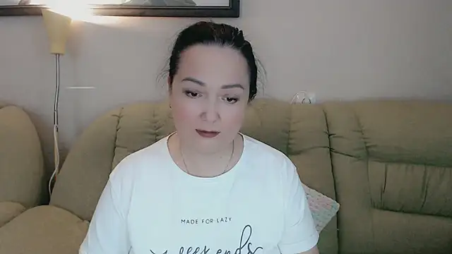 infinity loveliness online show from December 19, 7:15 am