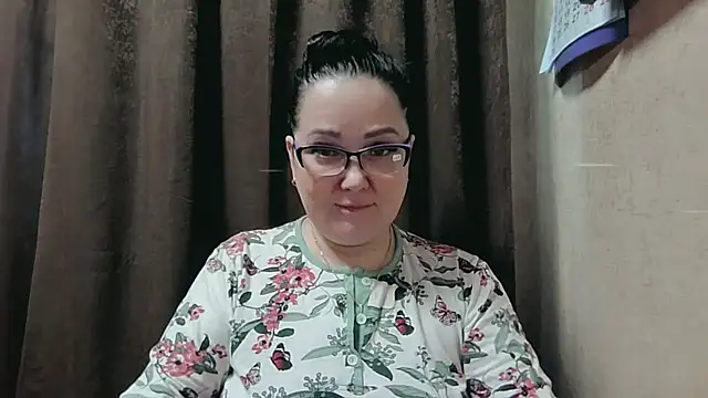 infinity loveliness online show from February 27, 10:15 am