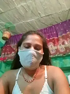 Snapshot of Rachna9090 chatting on February 6, 4:10 pm Rachna9090 online show from February 6, 4:10 pm