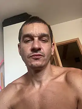 slabyhrac online show from June 18, 5:30 am