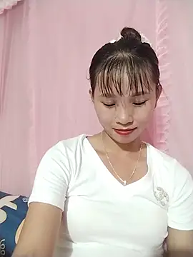 Snapshot of Wily-06 chatting on May 24, 5:34 am Wily-06 online show from May 24, 5:34 am