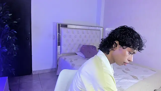 Im FelixHunter online show from January 9, 11:35 am