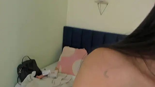 mayaevansmg online show from February 12, 12:22 pm