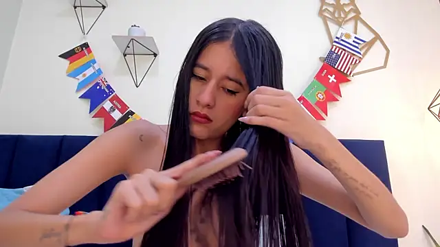mayaevansmg online show from July 2, 12:11 pm