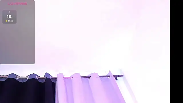 Snapshot of Megan_VixenX chatting on March 7, 12:02 pm Megan VixenX online show from March 7, 12:02 pm