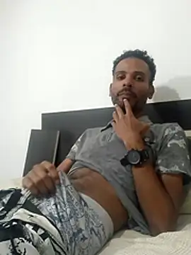 Snapshot of moreno_alpha_br chatting on February 28, 2:45 am moreno alpha br online show from February 28, 2:45 am