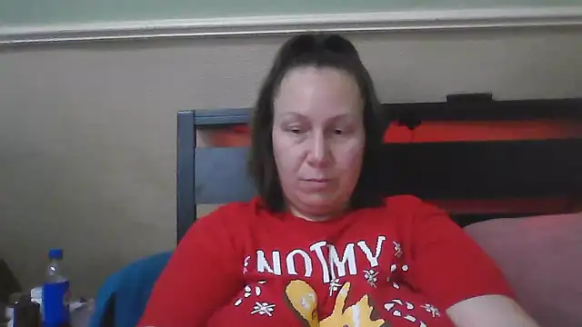 Snapshot of DallaStone chatting on December 28, 7:01 pm DallaStone online show from December 28, 7:01 pm