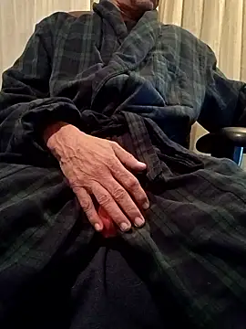 DucesWild23 online show from January 8, 4:04 am