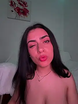 Snapshot of Marisa_ass chatting on May 5, 8:28 pm Marisa ass online show from May 5, 8:28 pm