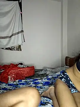 Snapshot of rani_coupleee chatting on March 5, 6:37 pm rani coupleee online show from March 5, 6:37 pm